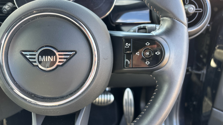 MINI Hatchback 1.5 Cooper Sport 3dr Auto Petrol Hatchback